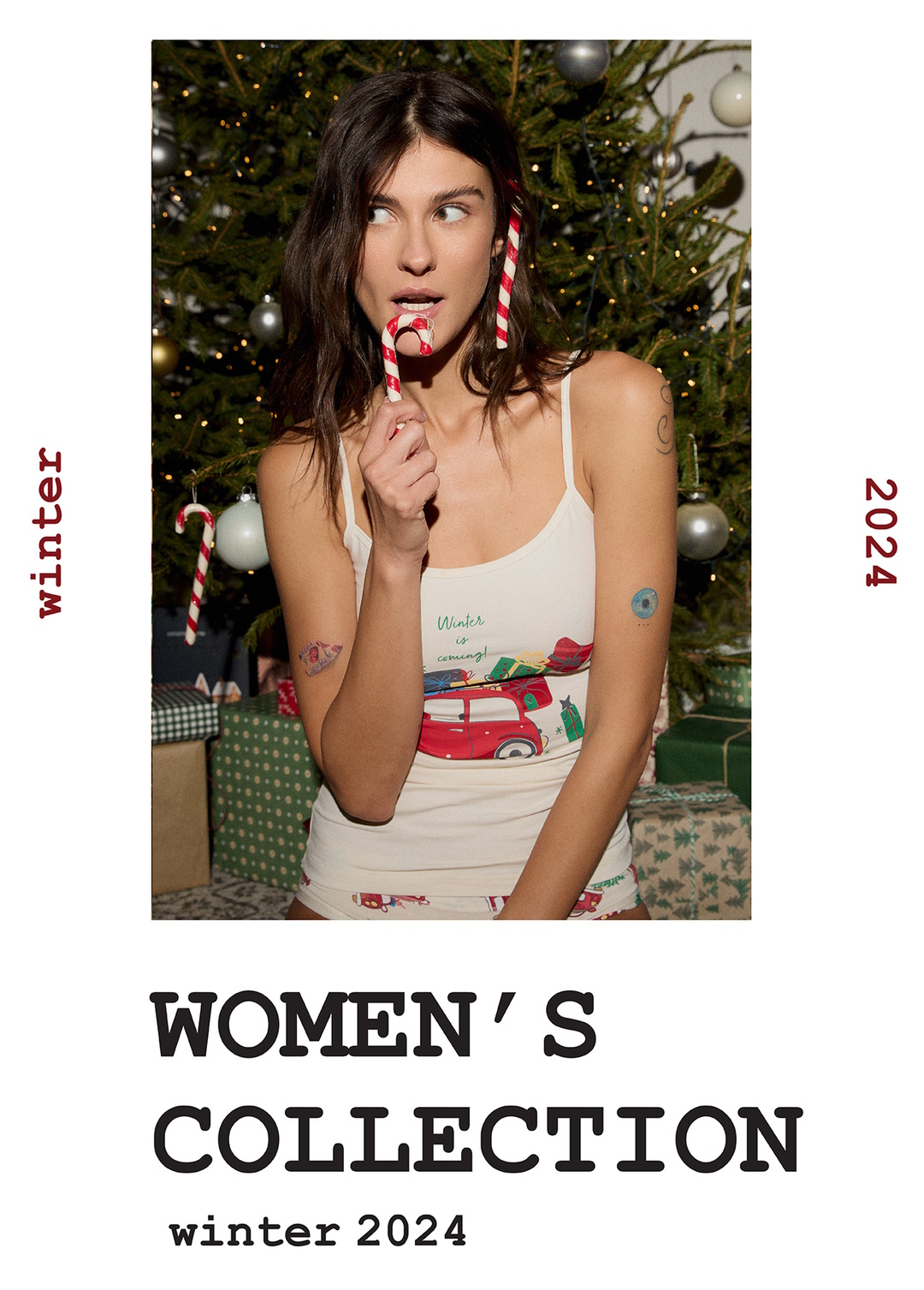 Žena u majci na bretele sa novogodišnjim motivima